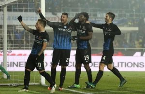 Kessié dell'Atalanta, salterà la gara con il Sassuolo Serie A - La Juventus saluta tutti, bagarre infinita per l'Europa