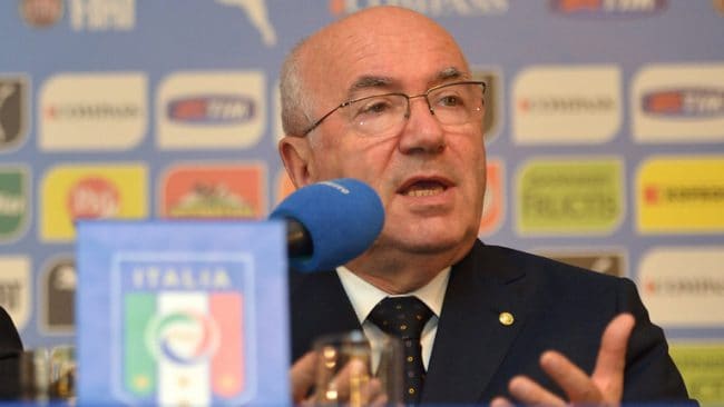 Colpo di scena in FIGC: Carlo Tavecchio si dimette
