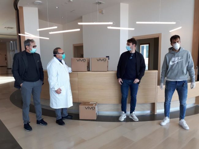 Il Lecce dona tre ventilatori polmonari all'ospedale Vito Fazzi