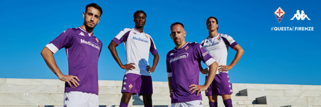 Fiorentina, presentate le maglie Kappa per la stagione 2020/2021