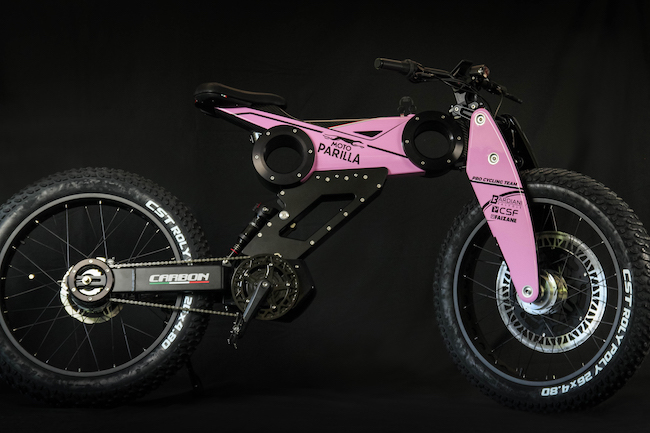 moto parilla rosa