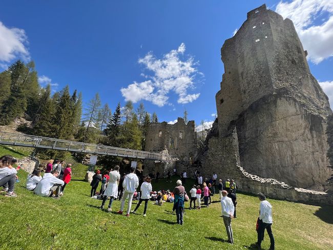 sentiero respiro castello andraz 18 maggio