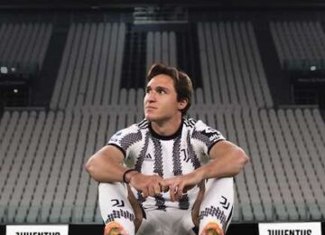 federico chiesa back to track