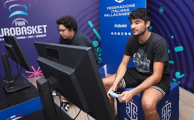 Italia, Milano, 8 settembre 2022: EUROBASKET2022 - FANZONE Piazza Duomo