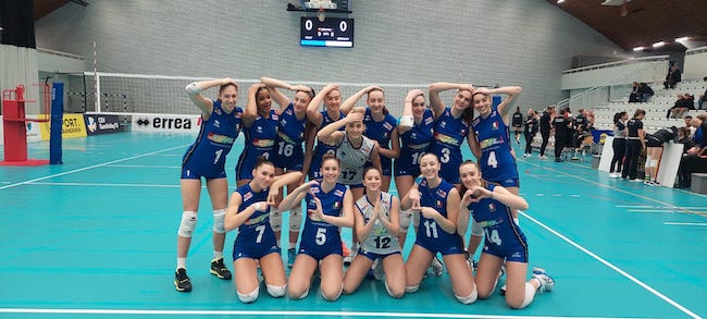 wevzaunder 18 femminile