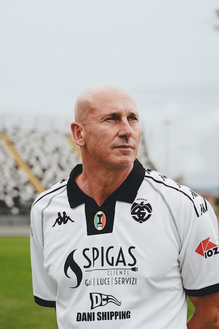 Maglia dello spezia calcio on sale