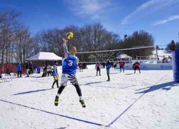 snow volley
