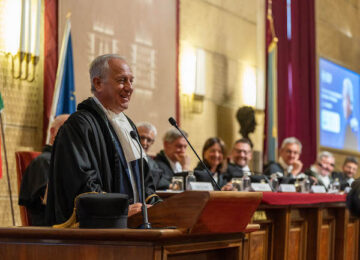 laurea julio velasco