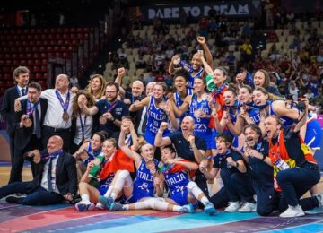 podio italia basket f