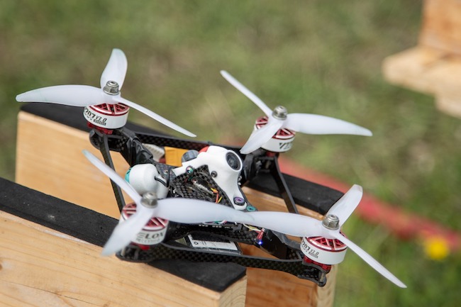 droni fpv csi