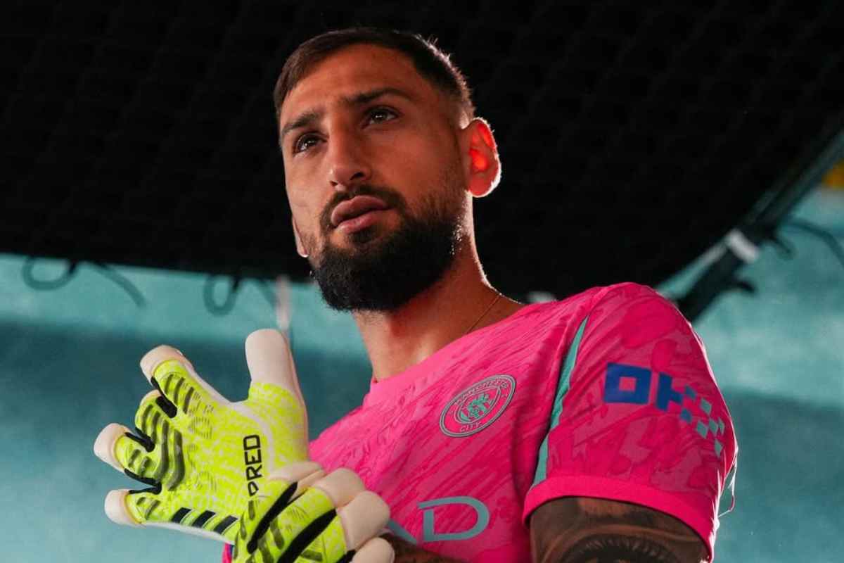 Gigio Donnarumma perplesso