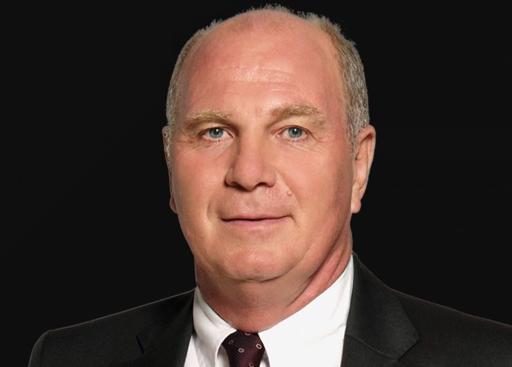 Critica presidente Hoeness