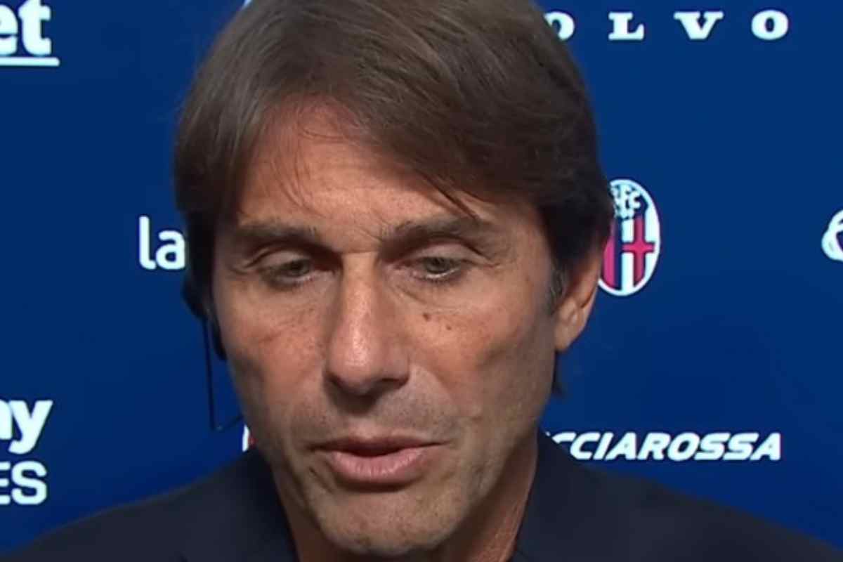 Antonio Conte in primo piano