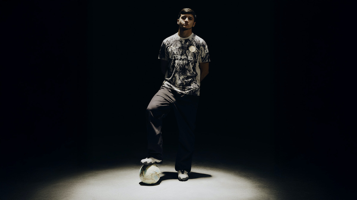 man city matchwear khusanov